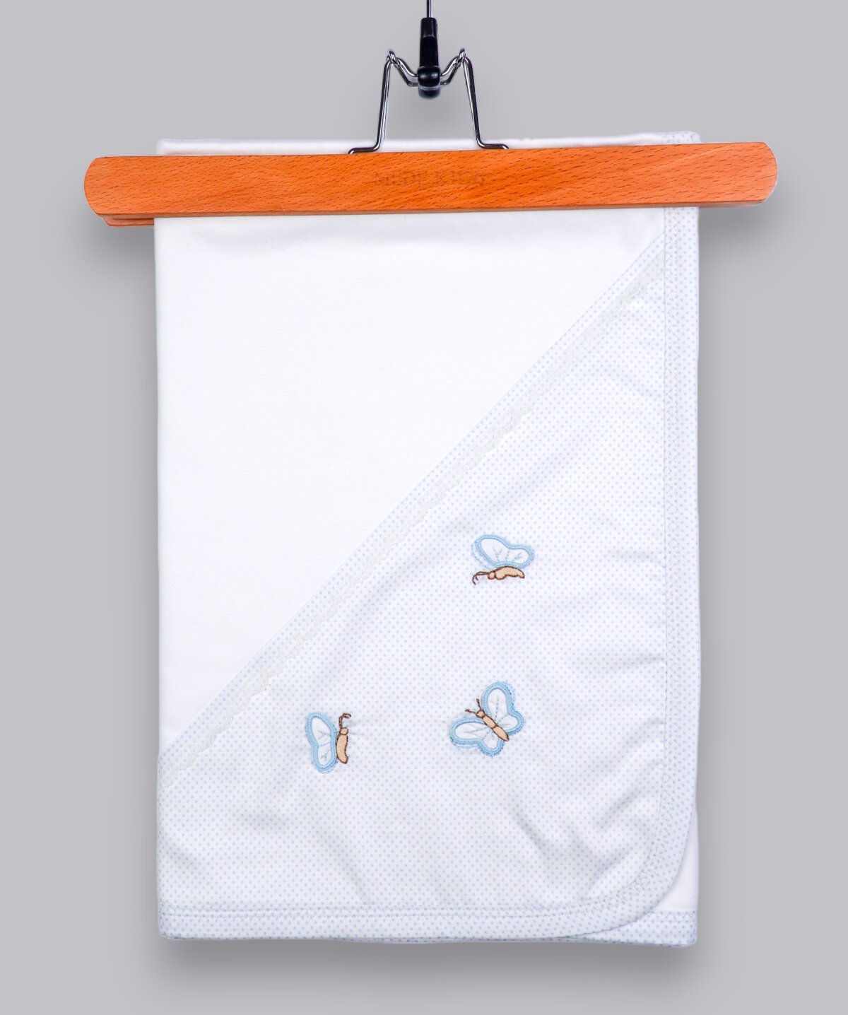 3D KELEBEK BATTANİYE