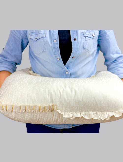 DESENLİ EMZİRME YASTIĞI